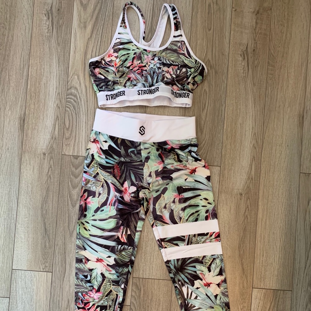 Activewear workout set